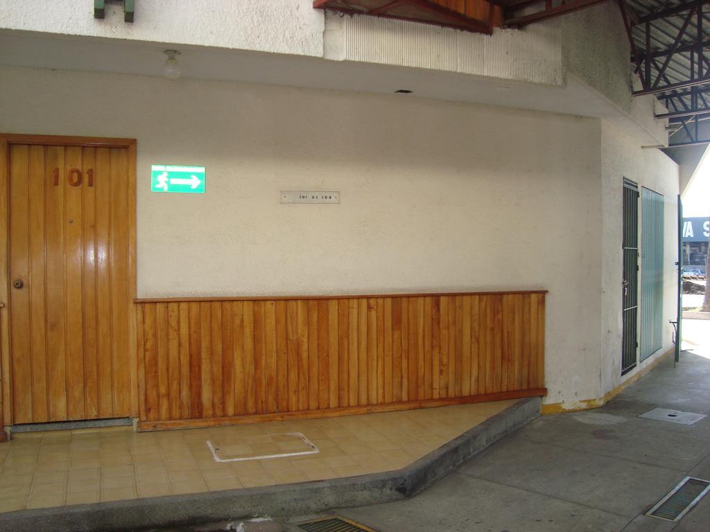 Hotel Lacantum By Rotamundos Tapachula Esterno foto